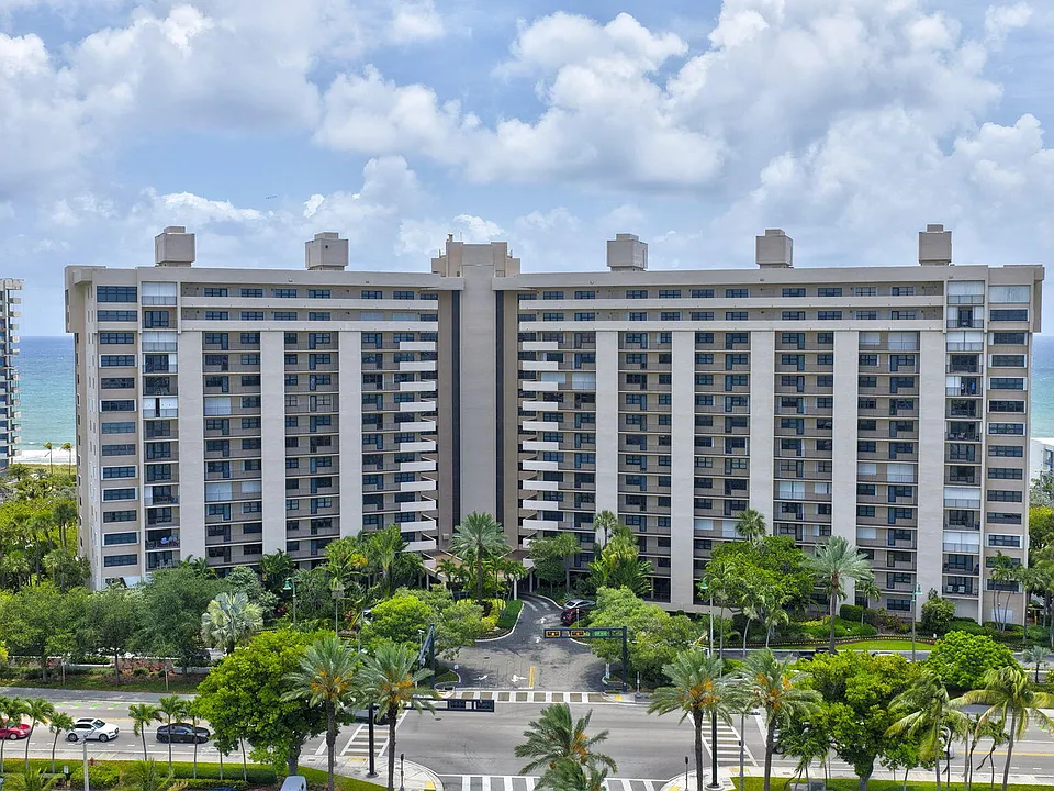 4900 N Ocean Blvd #506