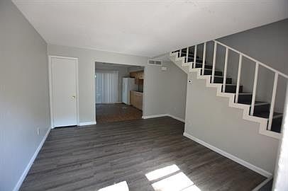 1st image of 919 E Orange St #D