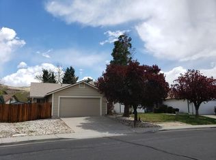 2020 Woodtrail Dr, Sparks, NV 89434