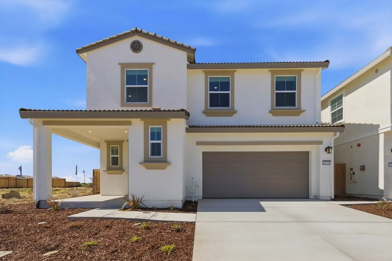 5719 Breakaway Dr photo 1
