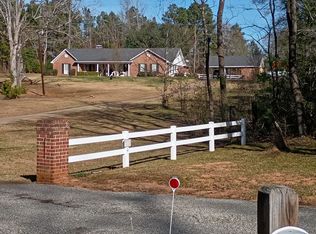 312 Southhill Rd, Palestine, TX 75801