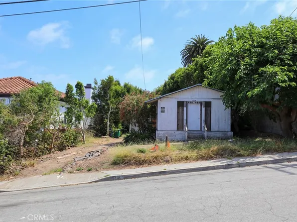 1736 Voorhees Ave, Manhattan Beach, CA 90266