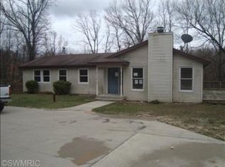 400 Hull St NE, Sparta, MI 49345
