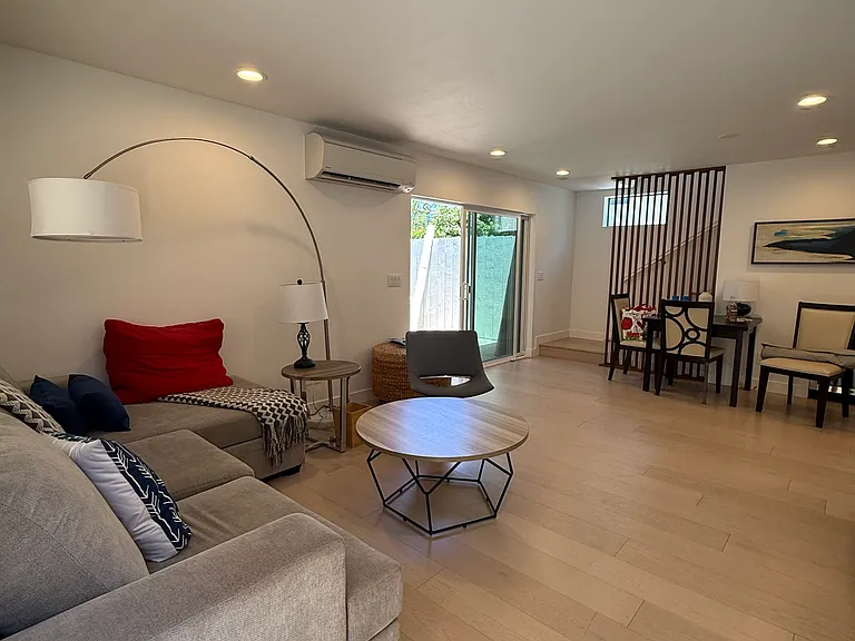 1140 Pearl St — Photo 18