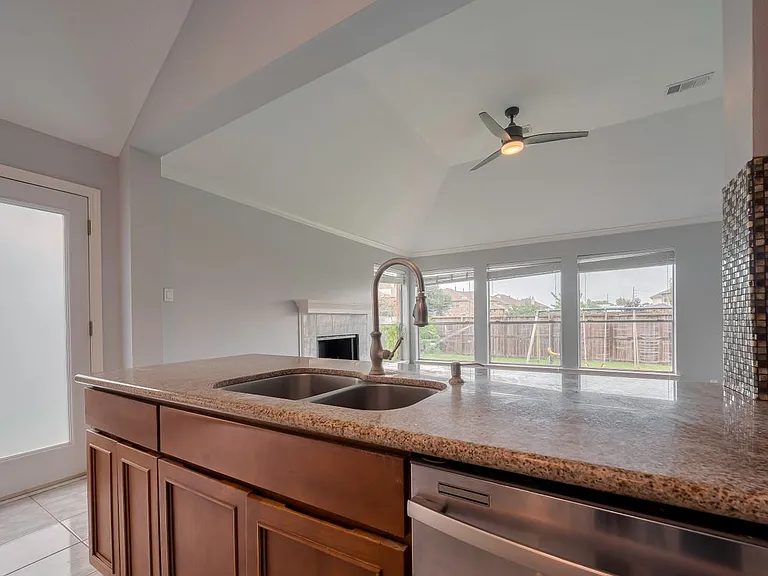 311 N Esplanade Ln — Photo 21