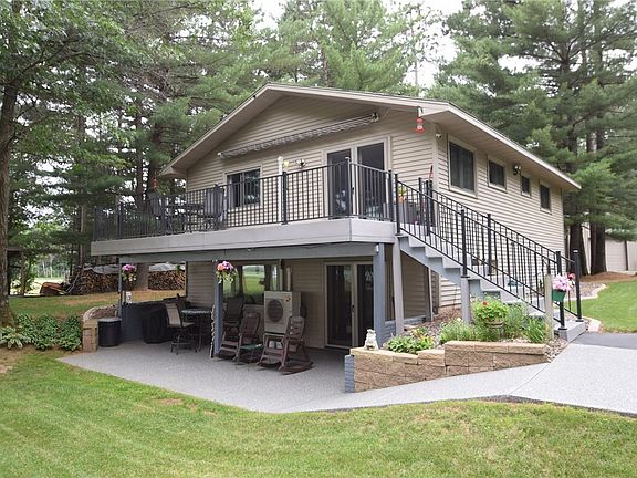 2nd image of 2975 Long Lake Road