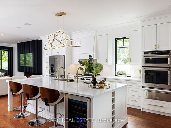 2nd image of 31 3rd St