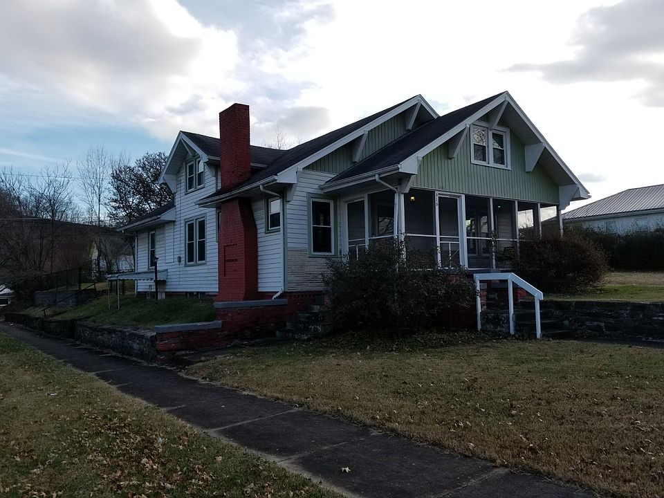 1st image of 616 E Myrtle Ave