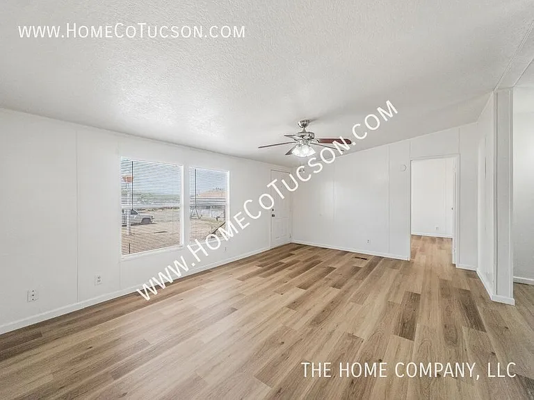 6011 S South Arrow — Photo 4