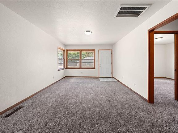 4th image of 408 E Key Blvd