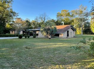 2350 Wedgefield Rd, Sumter, SC 29154