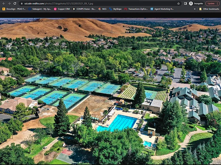 111 Pine Valley Ct — Photo 39
