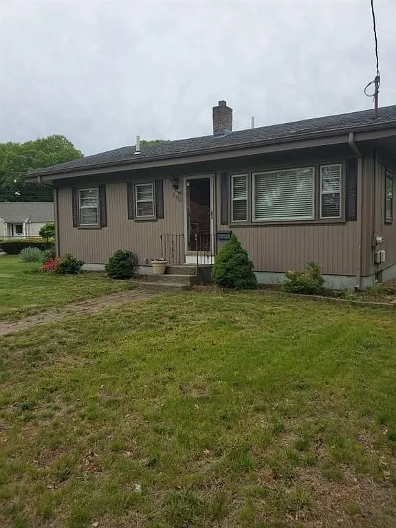 2 bed, 1.0 bath, 850 sqft, $2,200 — Photo 1