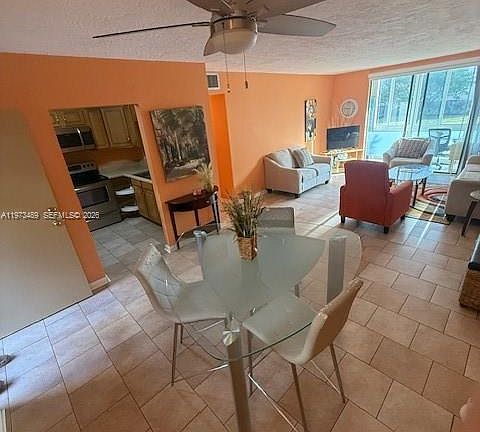 2nd image of 2801 Somerset Dr APT 105