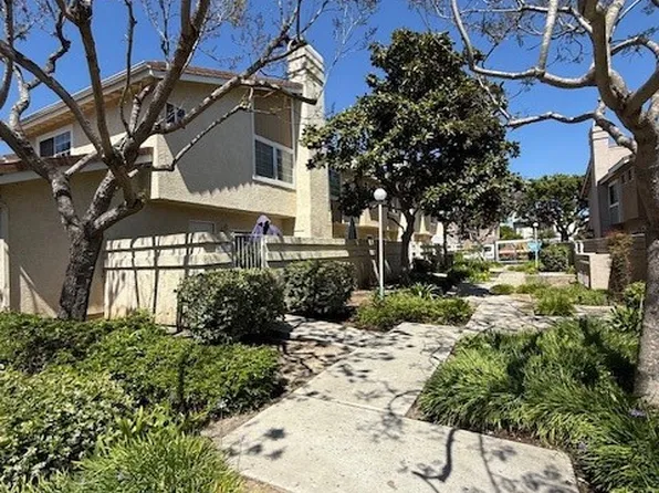 5225 Columbus Pl, Oxnard, CA 93033