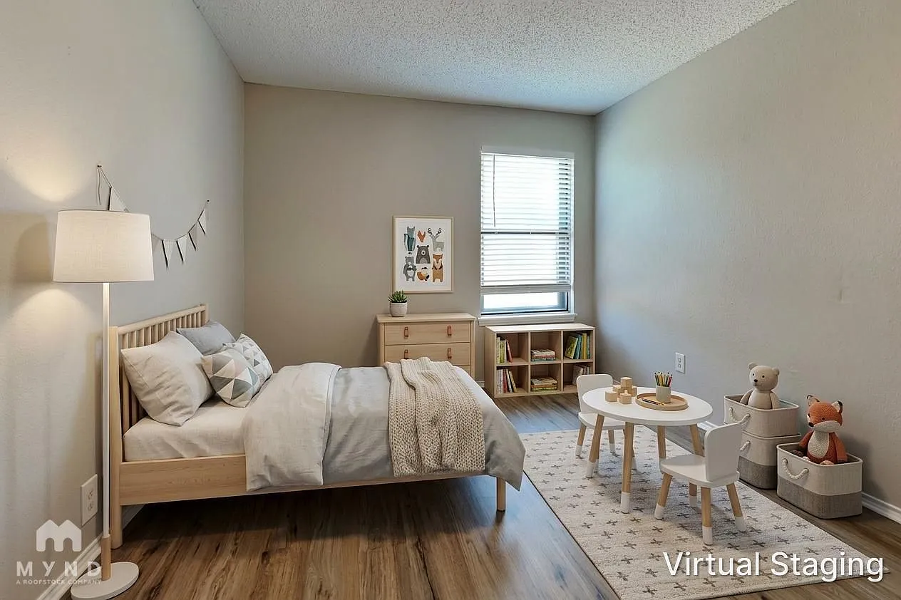 3 bed, 2.0 bath, 1484 sqft, $2,159 — Photo 4