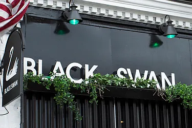 Rented by Dixon Advisory USA Inc.