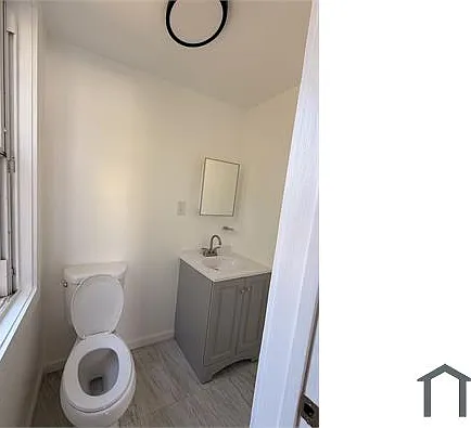 47 Putnam St #1F — Photo 11