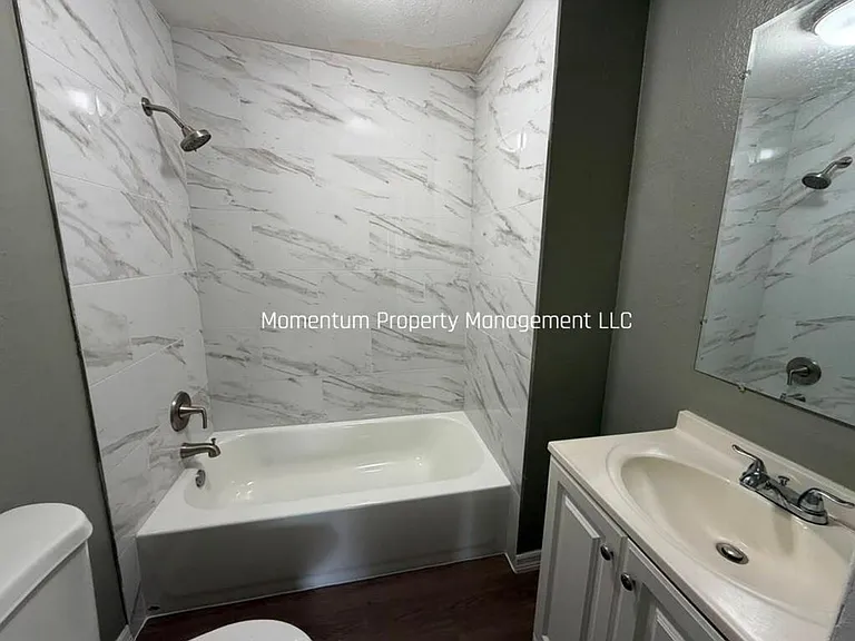 2112 E Bird St — Photo 12