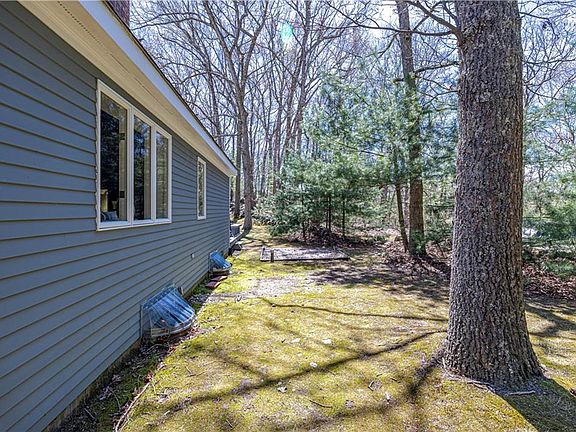 5th image of 282 Byron Randall Rd