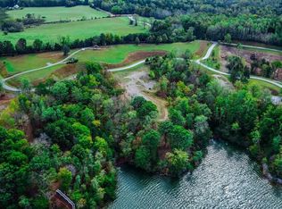 Cliffs Dr, Union Hall, VA 24176