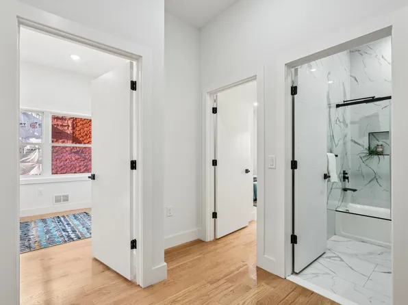 78 Beacon Avenue image 11 of 43