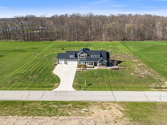 2nd image of 4715 S Longmeadow Dr