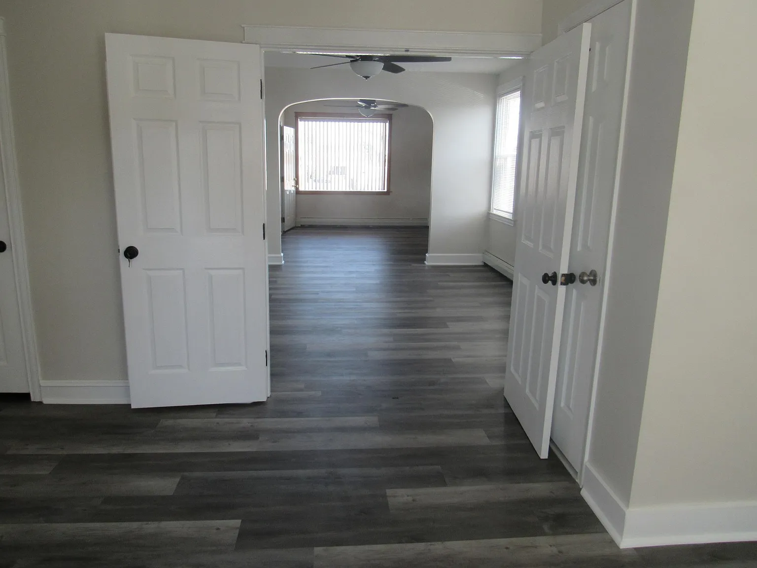 442 Folcroft St — Photo 3