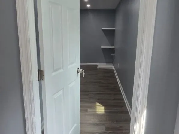 2 Memory Ct #2, Silver Spring, MD 20904