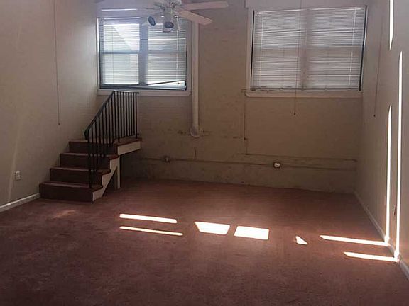 5th image of 1117 Douglas Ave Unit 111