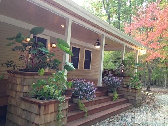 2nd image of 901 Jacobs Trl