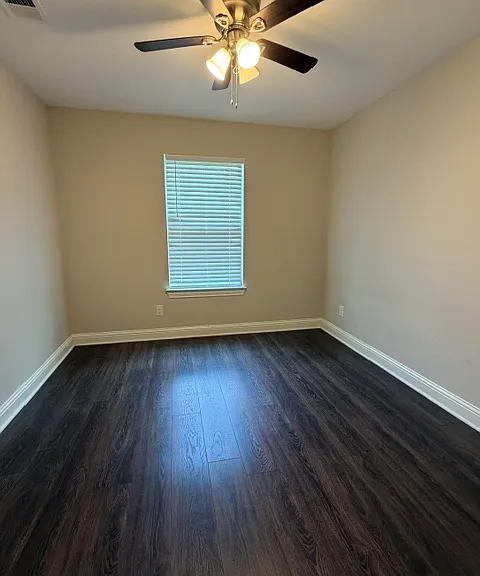 5707 Colorado St — Photo 9
