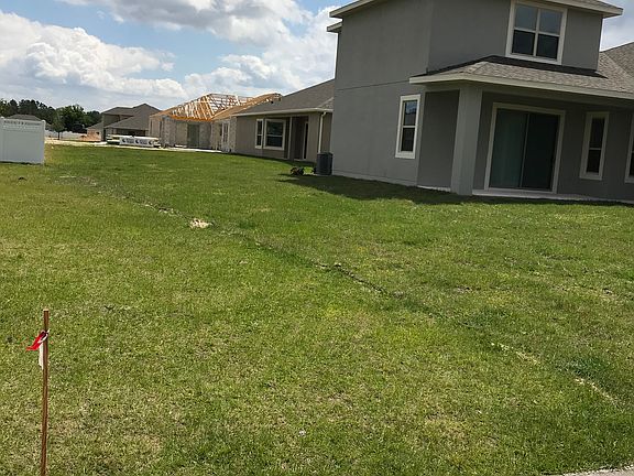 4th image of 201 Shady Heather Ln