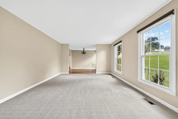 121 Caldwell Dr — Photo 11