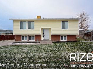 7443 W Madison Cir, Magna, UT 84044