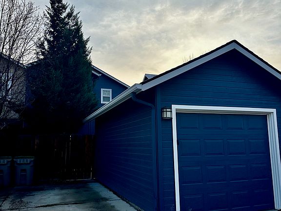 2nd image of 2209 S Leadville Ave