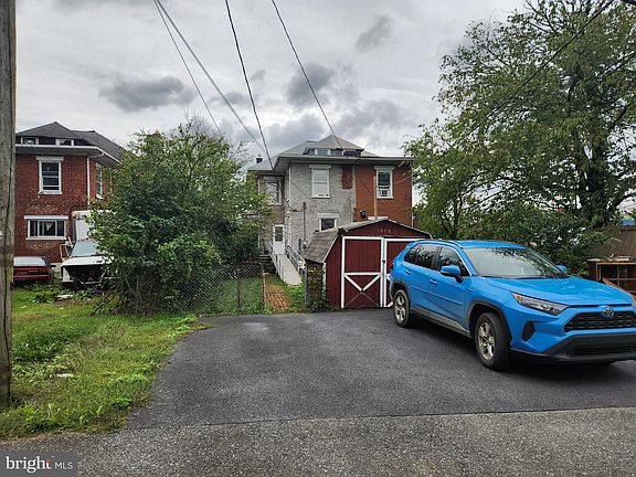 5th image of 1555 Fruitville Pike