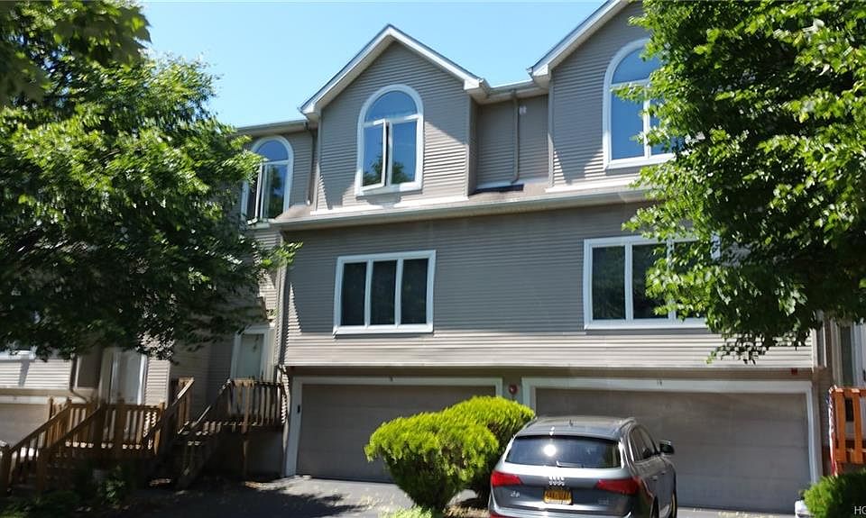1st image of 18 Leif Blvd