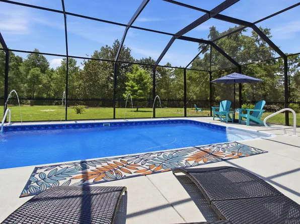 5655 Jv Woolley Rd, Crestview, FL 32539