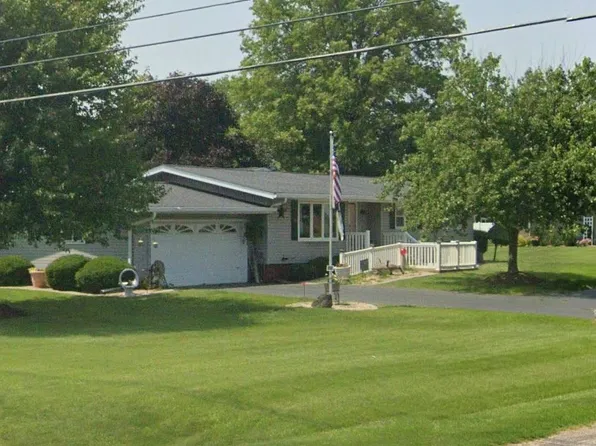 715 N Moran Rd, Trivoli, IL 61569