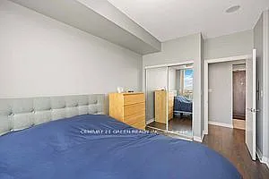 1359 Rathburn Rd E #1802 — Photo 8