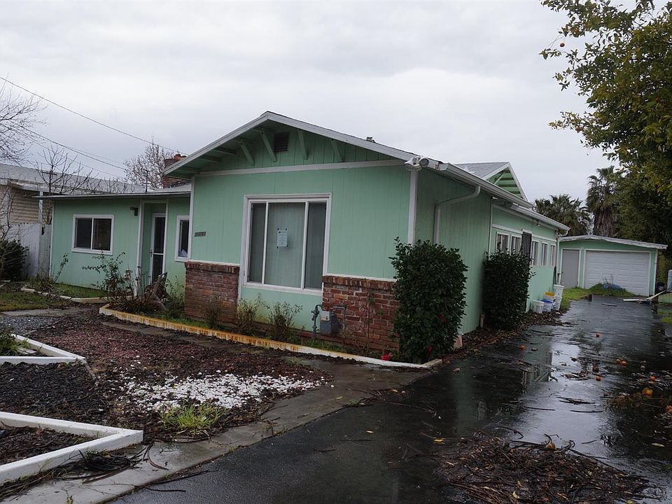2nd image of 26899 N Sacramento Blvd