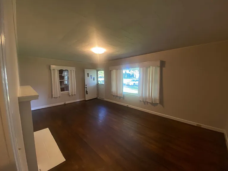 406 Winecoff School Rd — Photo 8