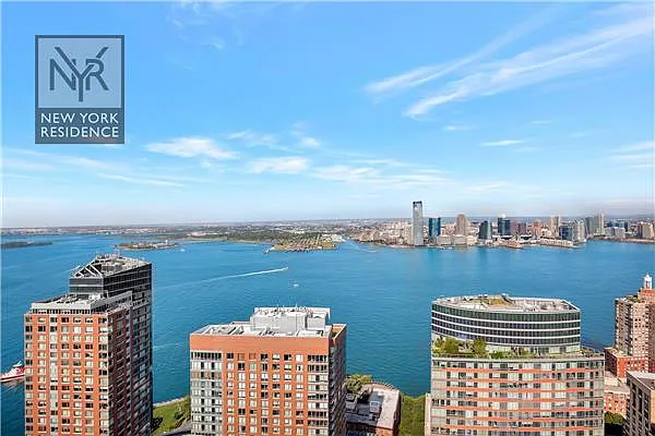 Rented by New York Residence | media 35