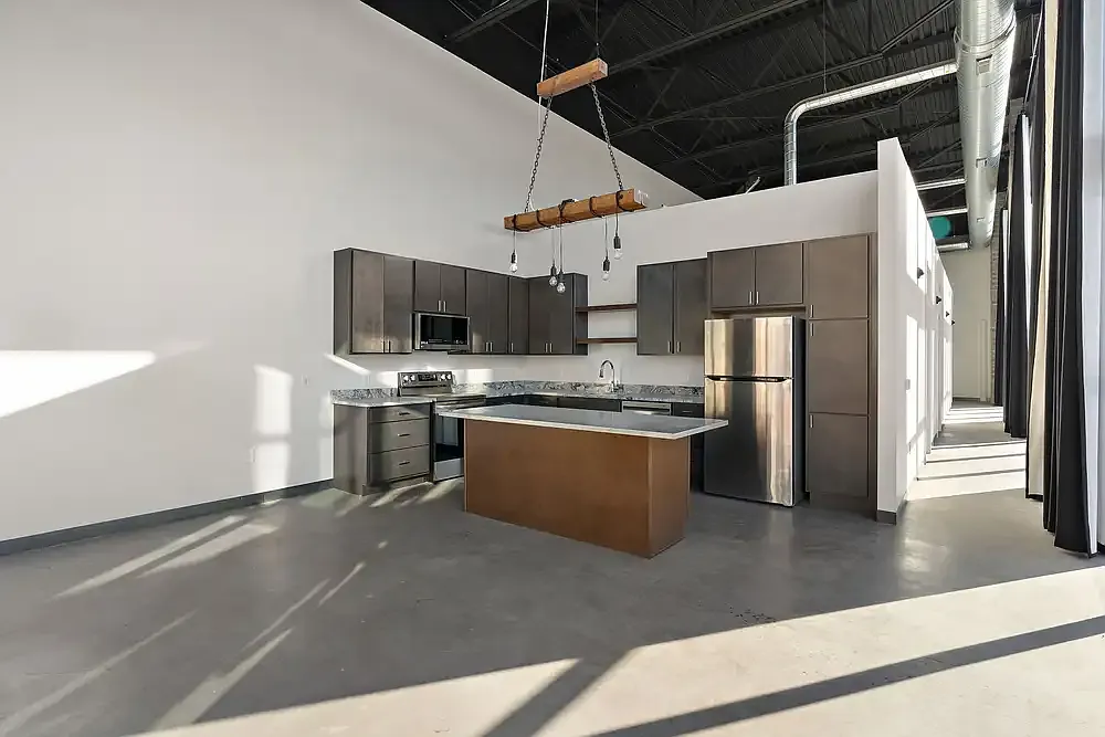 4 bed, 1702 sqft, $694 — Photo 3