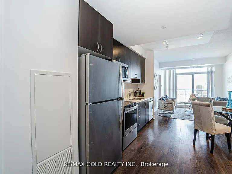 1255 Bayly St #LP03 — Photo 7