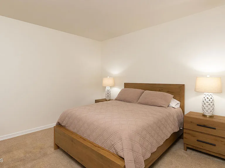 1538 Seabridge Ln — Photo 14