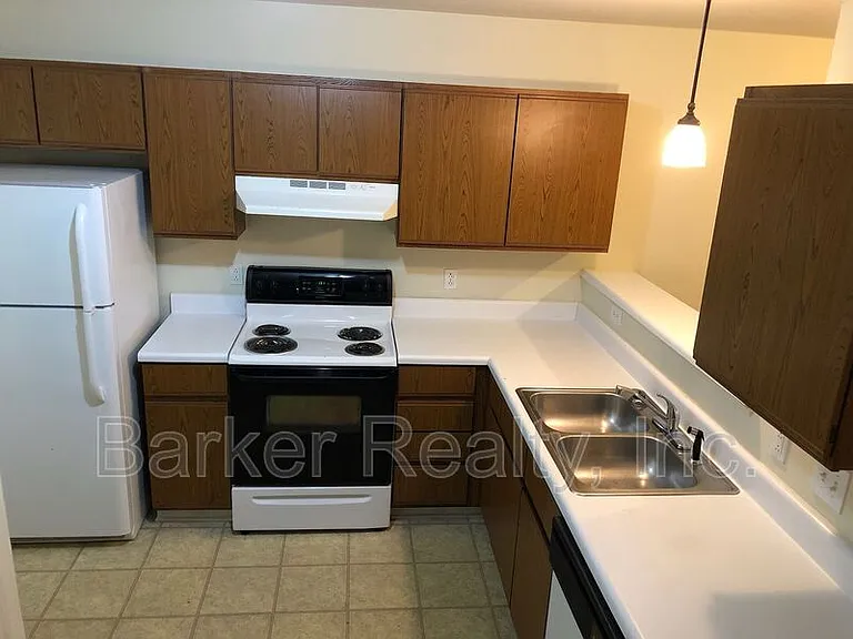 4929 Coral Ridge Ct #101 — Photo 4