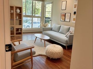 911 N Kings Rd APT 102, West Hollywood, CA 90069