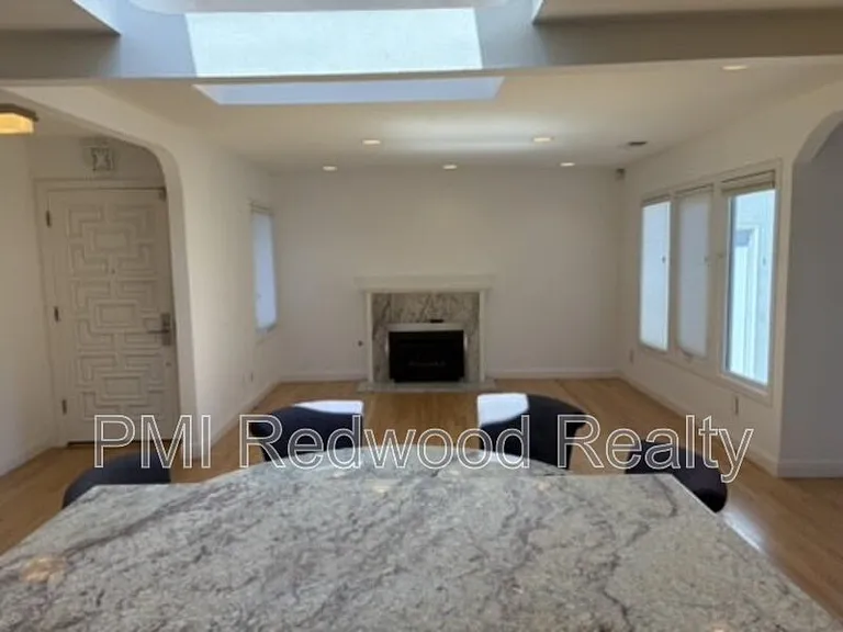 855 15th Ave — Photo 35